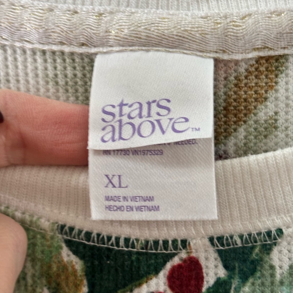 Stars Above Red and Green Floral Top and jogger bottom pajama set - Picture 5 of 8